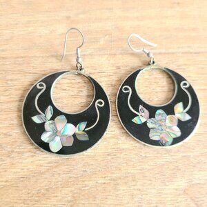 Silver Alpaca Mexico abalone shell enamel earrings.